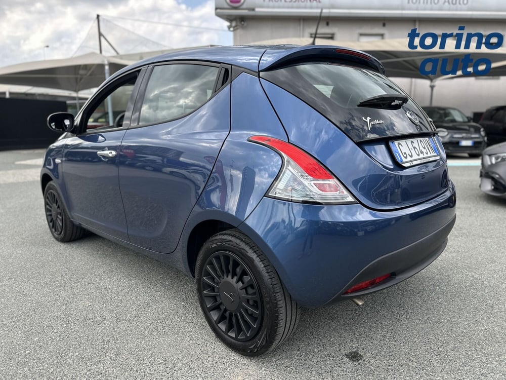Lancia Ypsilon usata a Torino (5)