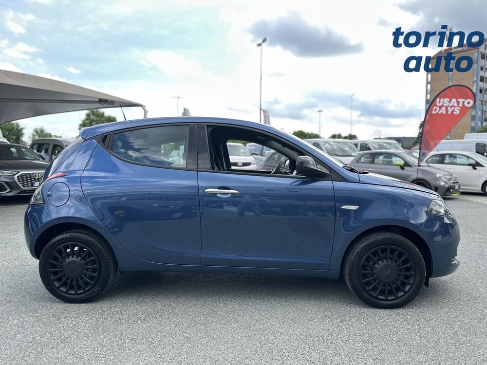 Lancia Ypsilon usata a Torino (8)