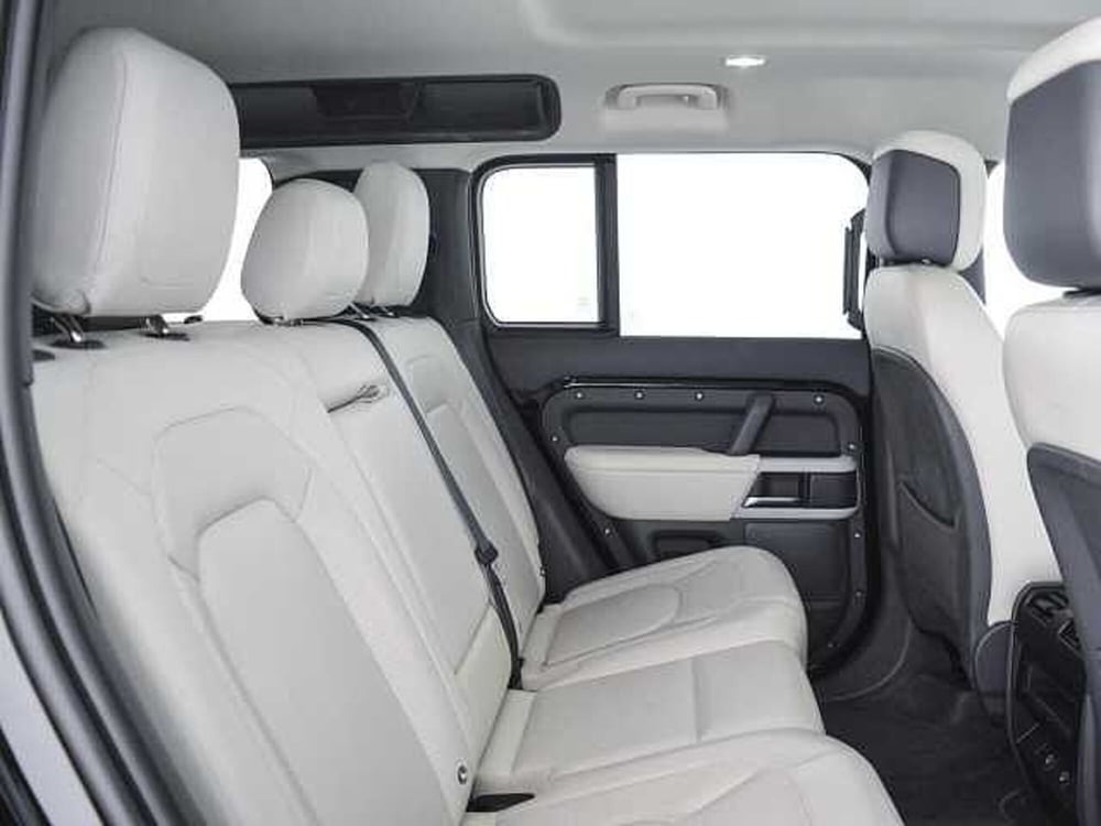 Land Rover Defender usata a Viterbo (5)