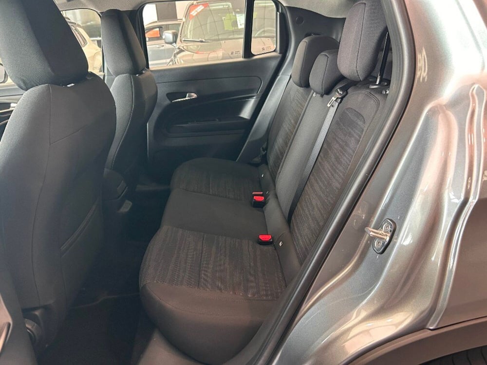 Jeep Avenger nuova a Verona (7)