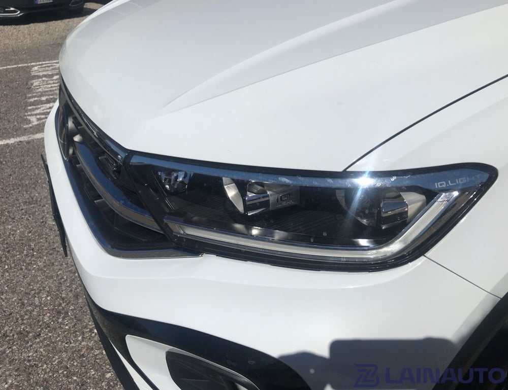 Volkswagen T-Roc usata a Milano (10)