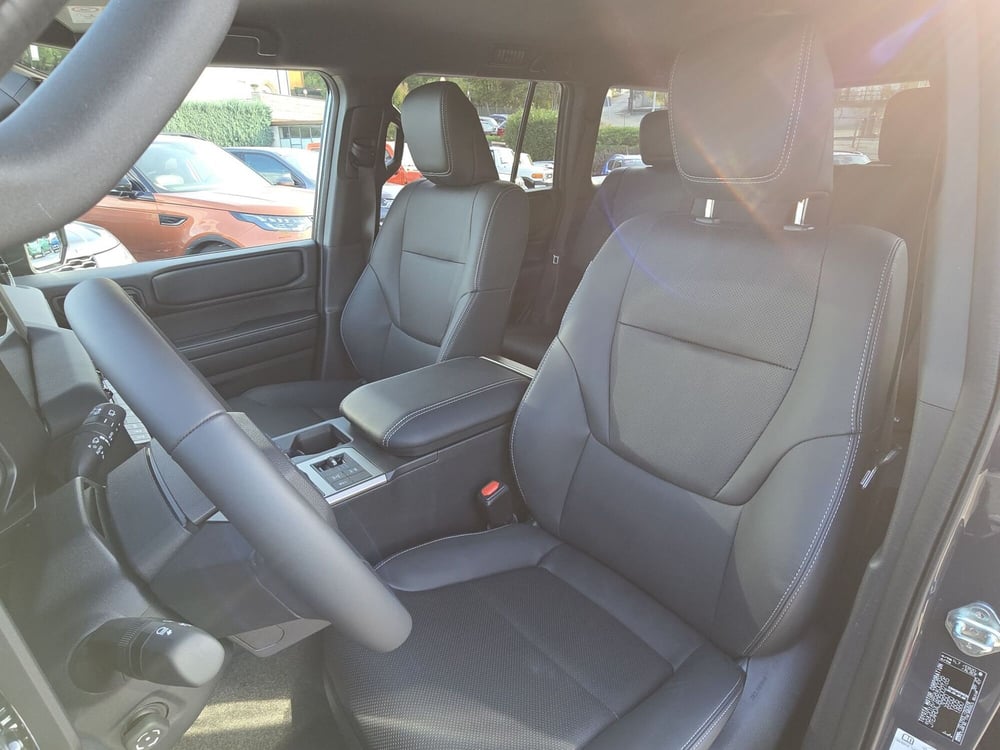 Toyota Land Cruiser nuova a L'Aquila (14)