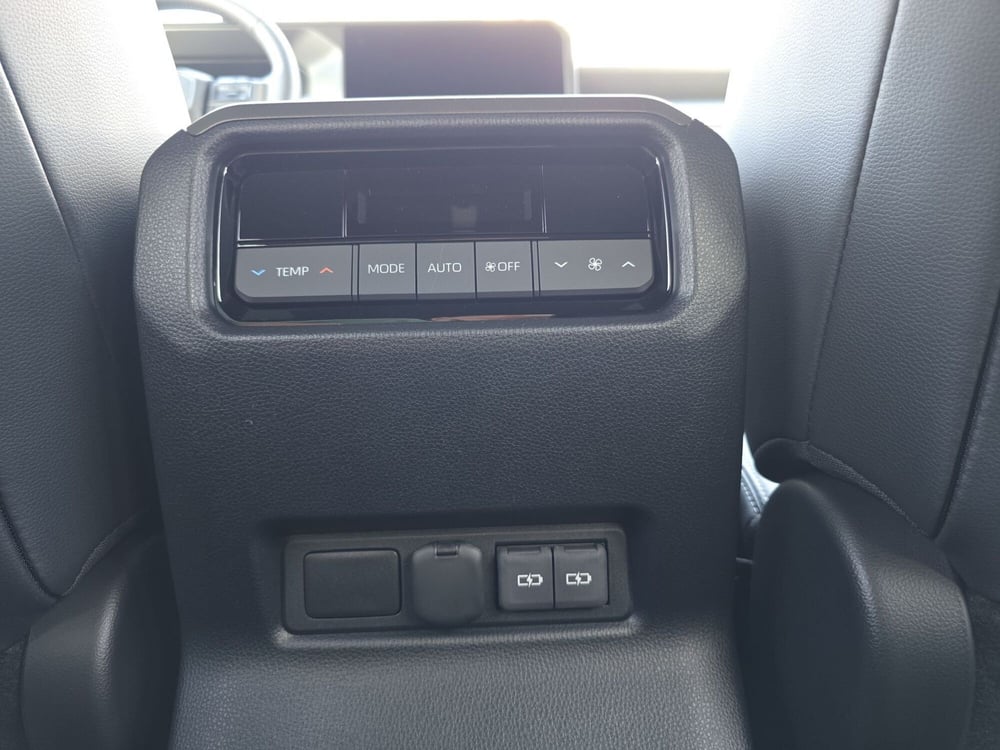 Toyota Land Cruiser nuova a L'Aquila (17)