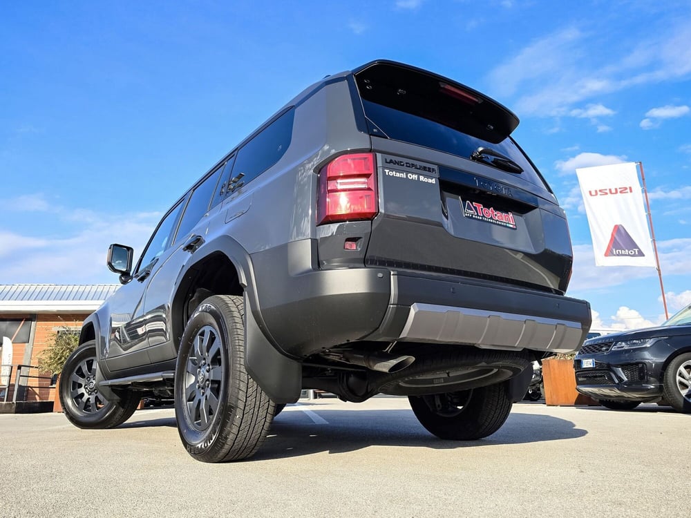Toyota Land Cruiser nuova a L'Aquila (20)