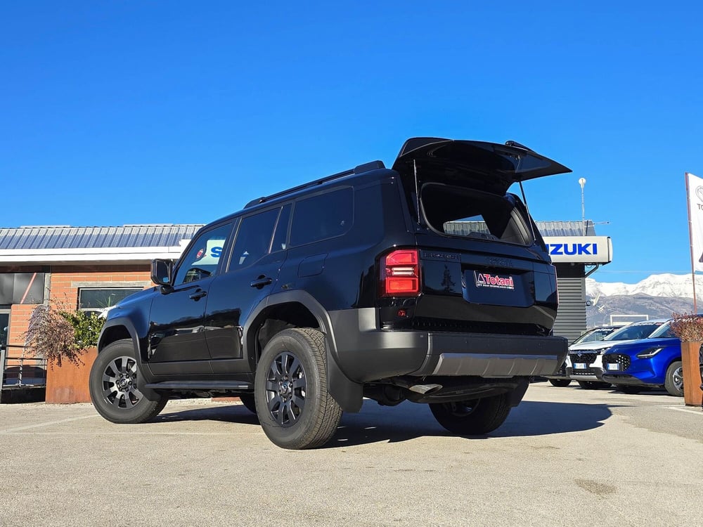 Toyota Land Cruiser nuova a L'Aquila (8)