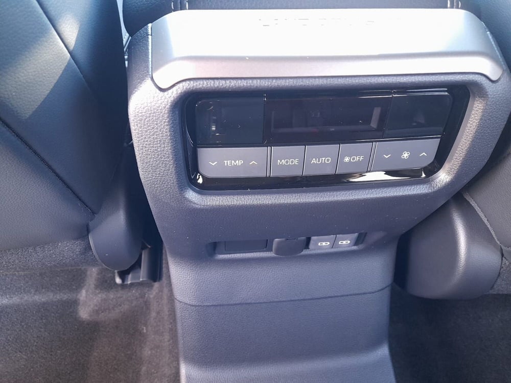 Toyota Land Cruiser nuova a L'Aquila (10)