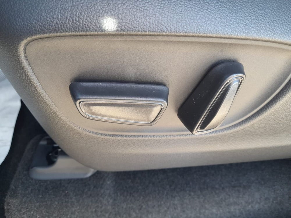 Toyota Land Cruiser nuova a L'Aquila (12)