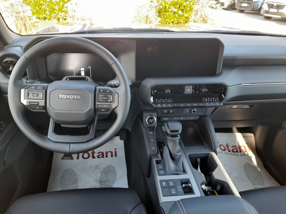 Toyota Land Cruiser nuova a L'Aquila (14)