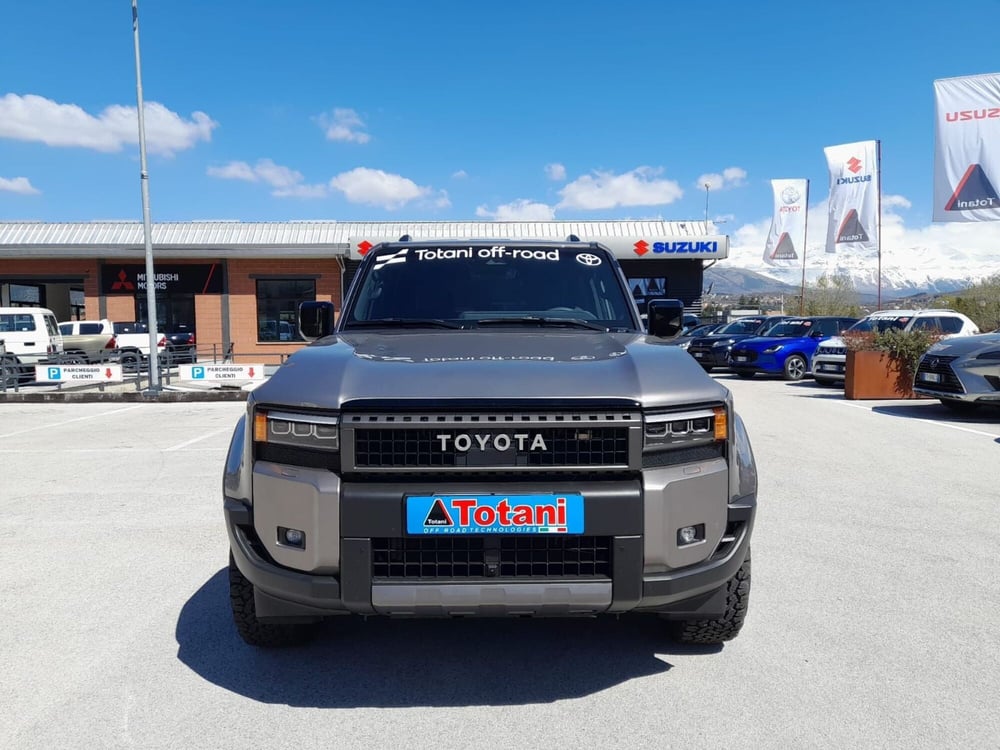 Toyota Land Cruiser nuova a L'Aquila (6)
