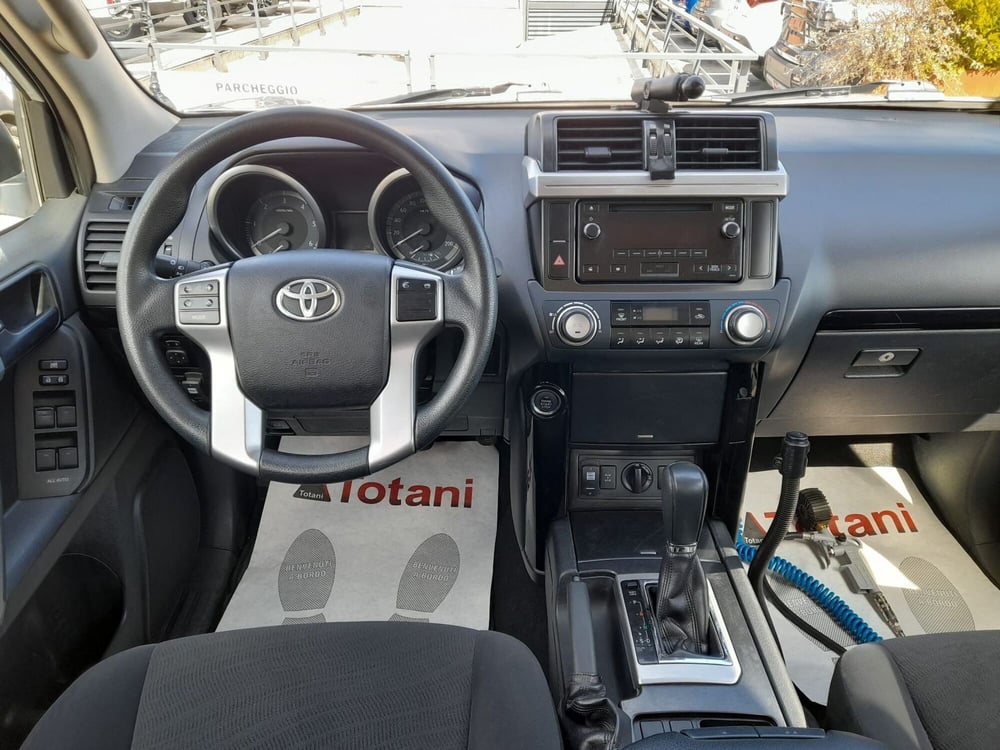 Toyota Land Cruiser usata a L'Aquila (14)