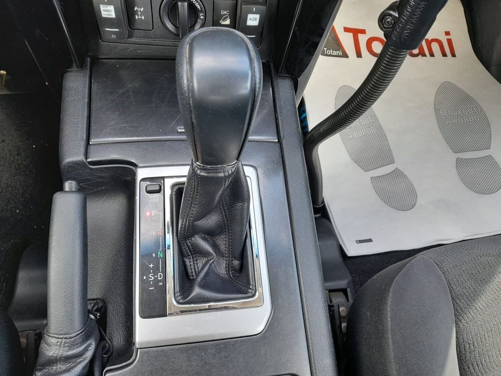 Toyota Land Cruiser usata a L'Aquila (16)