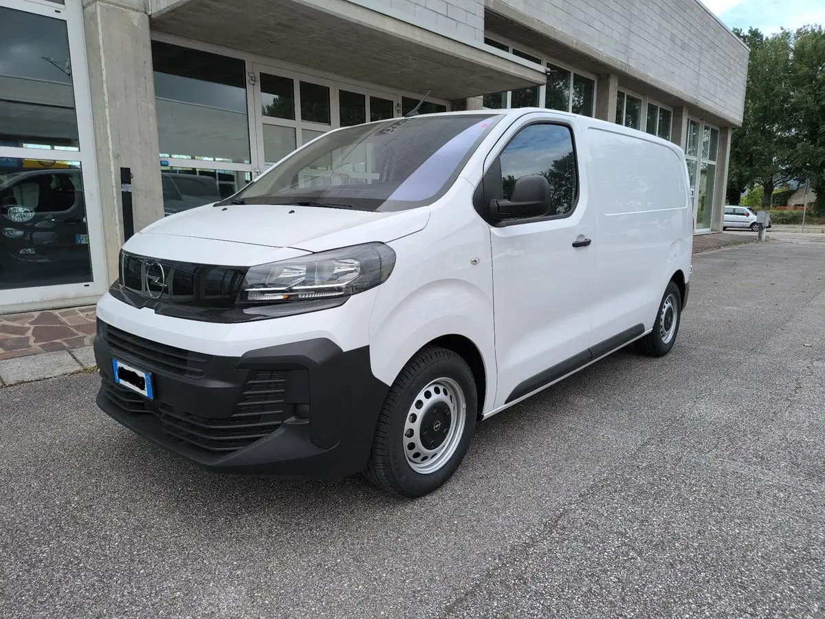Opel Vivaro Furgone nuova a Padova