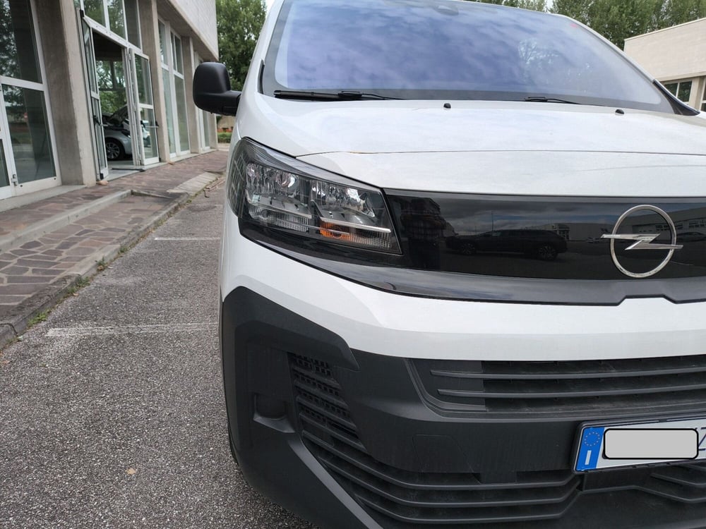Opel Vivaro Furgone nuova a Padova (3)