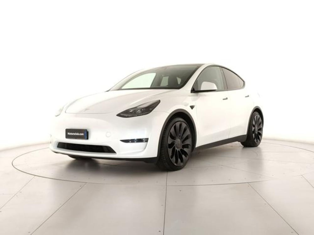 Tesla Model Y usata a Modena (2)