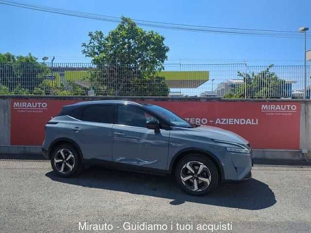 Nissan Qashqai usata a Roma