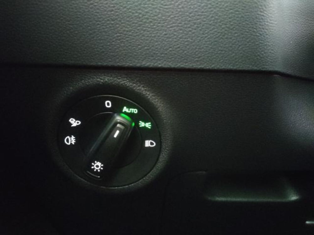 Skoda Karoq usata a Modena (14)