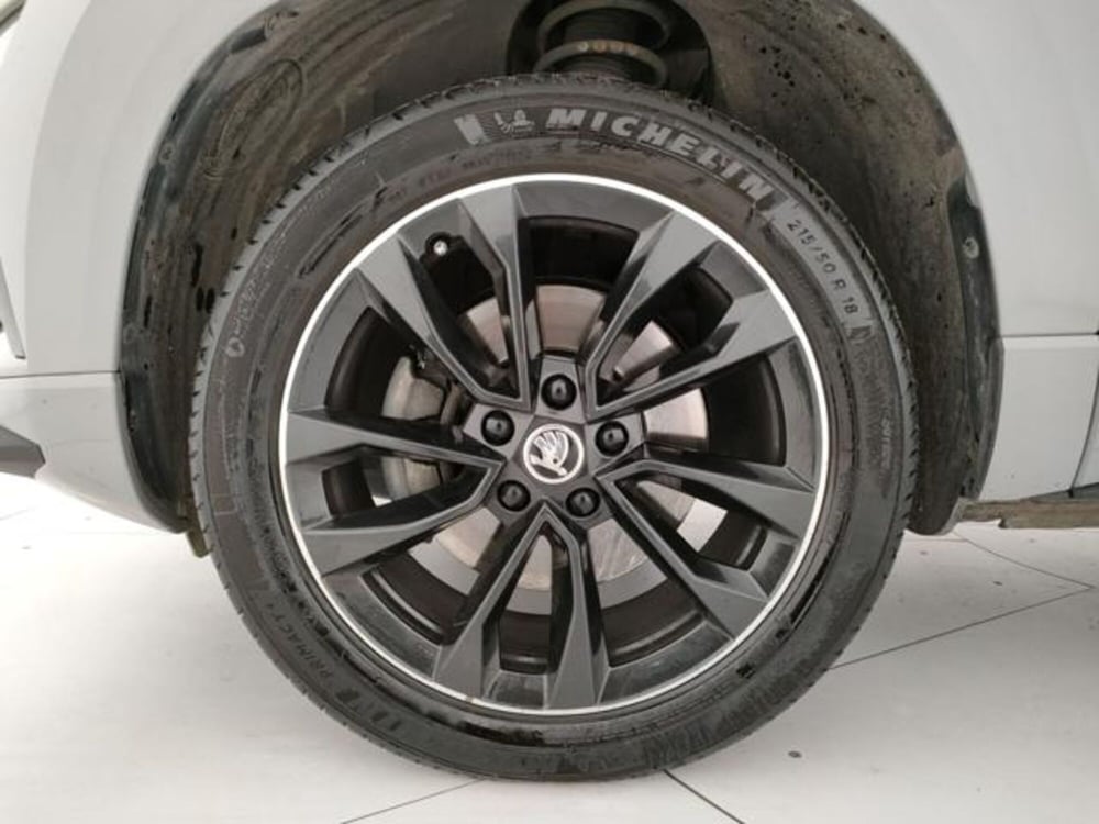 Skoda Karoq usata a Modena (8)