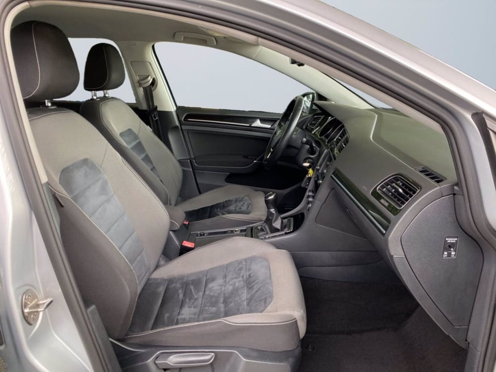 Volkswagen Golf Variant usata a Milano (11)
