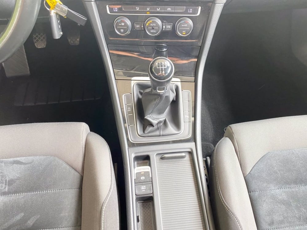 Volkswagen Golf Variant usata a Milano (15)