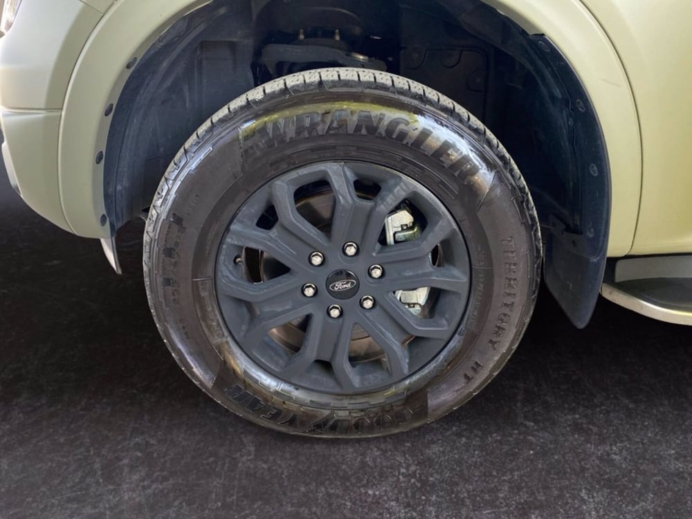 Ford Ranger Pick-up usata a Milano (16)