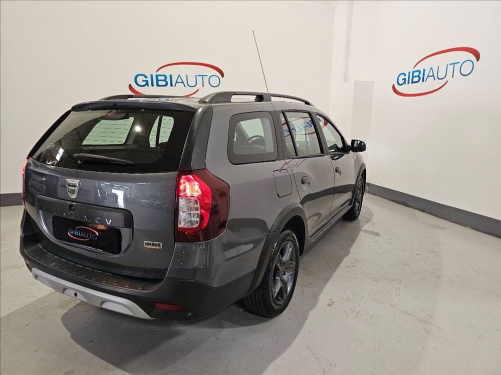 Dacia Logan usata a Palermo (9)