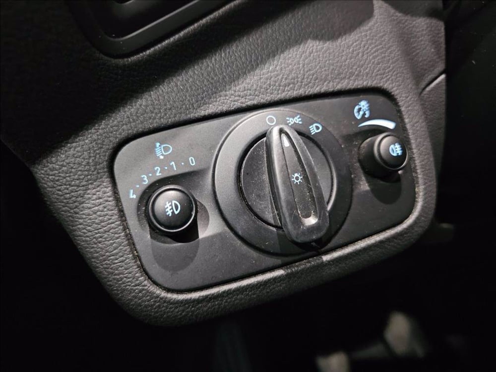 Ford C-Max usata a Palermo (19)