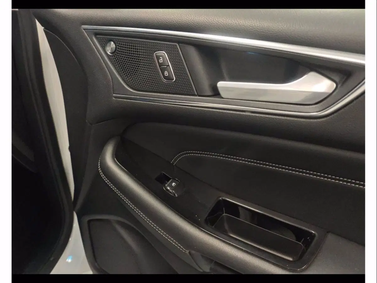 Ford Edge usata a Catania (13)