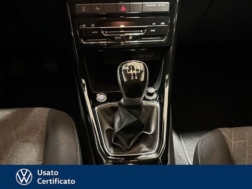 Volkswagen T-Cross nuova a Vicenza (10)