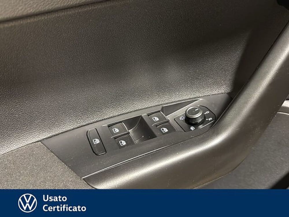 Volkswagen Taigo usata a Vicenza (15)