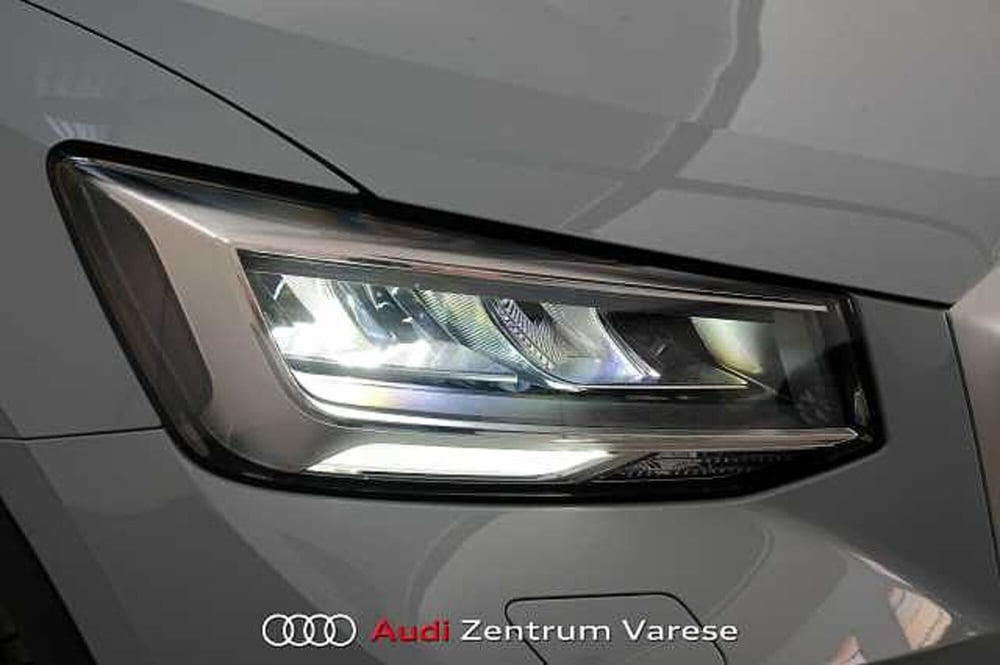 Audi Q2 nuova a Varese (2)