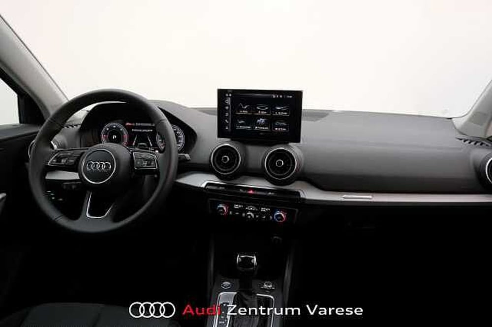 Audi Q2 nuova a Varese (8)