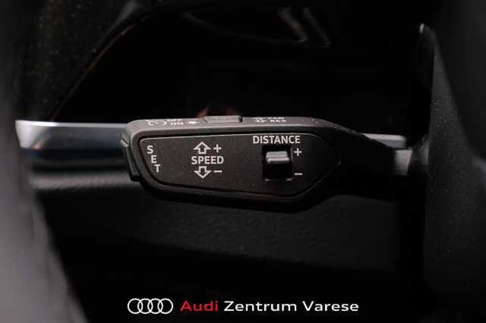 Audi Q3 Sportback usata a Varese (12)