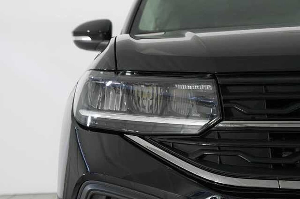 Volkswagen T-Cross usata a Como (7)