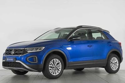 Volkswagen T-Roc 2.0 tdi Life 150cv dsg del 2024 usata a Lipomo
