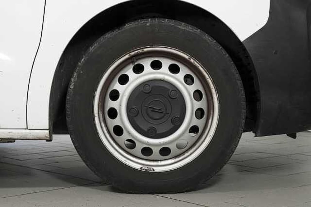 Opel Vivaro Furgone usata a Como (9)