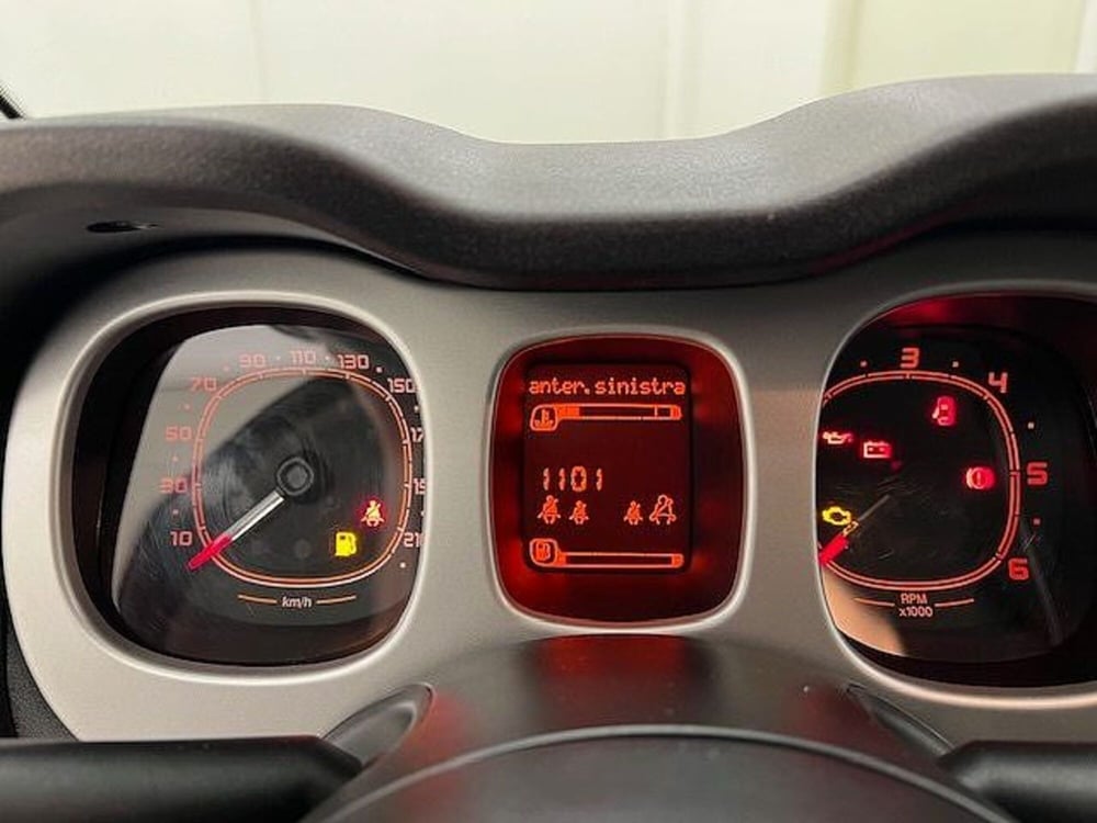 Fiat Panda Cross usata a Alessandria (13)