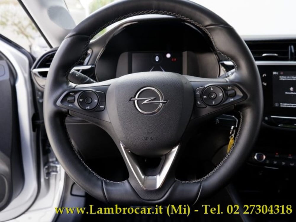 Opel Corsa usata a Milano (10)