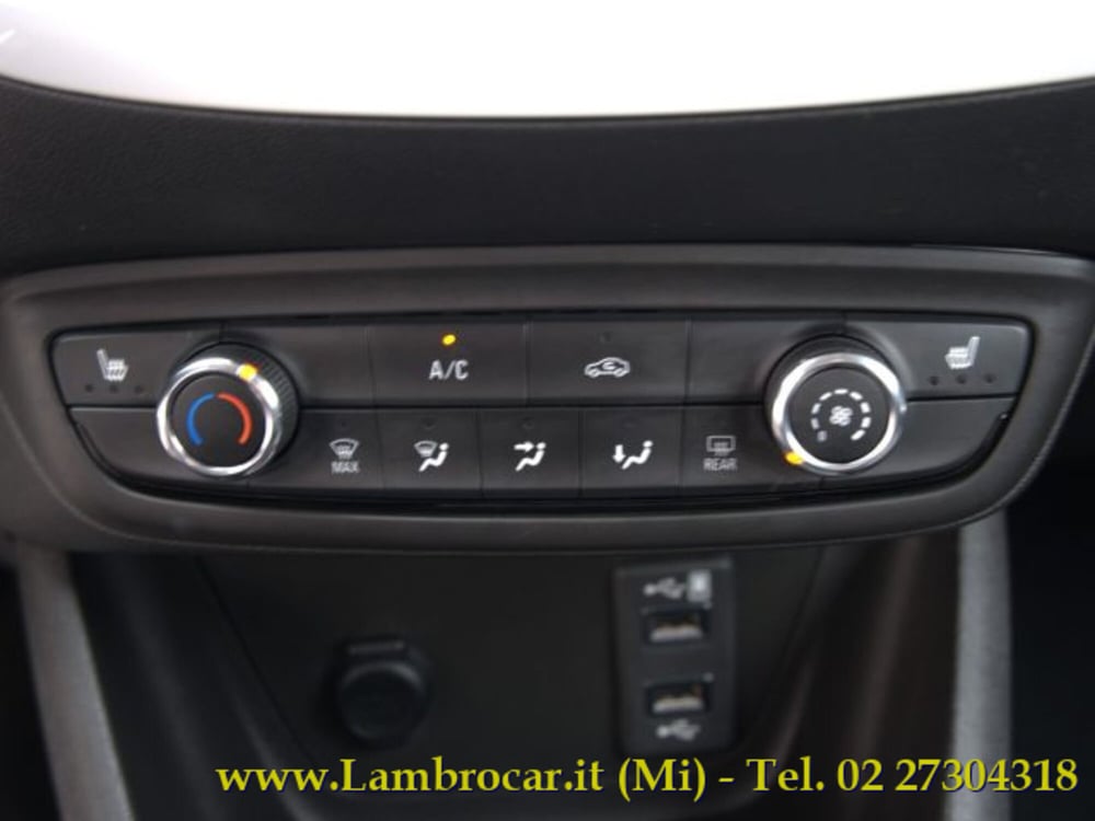Opel Crossland X usata a Milano (11)