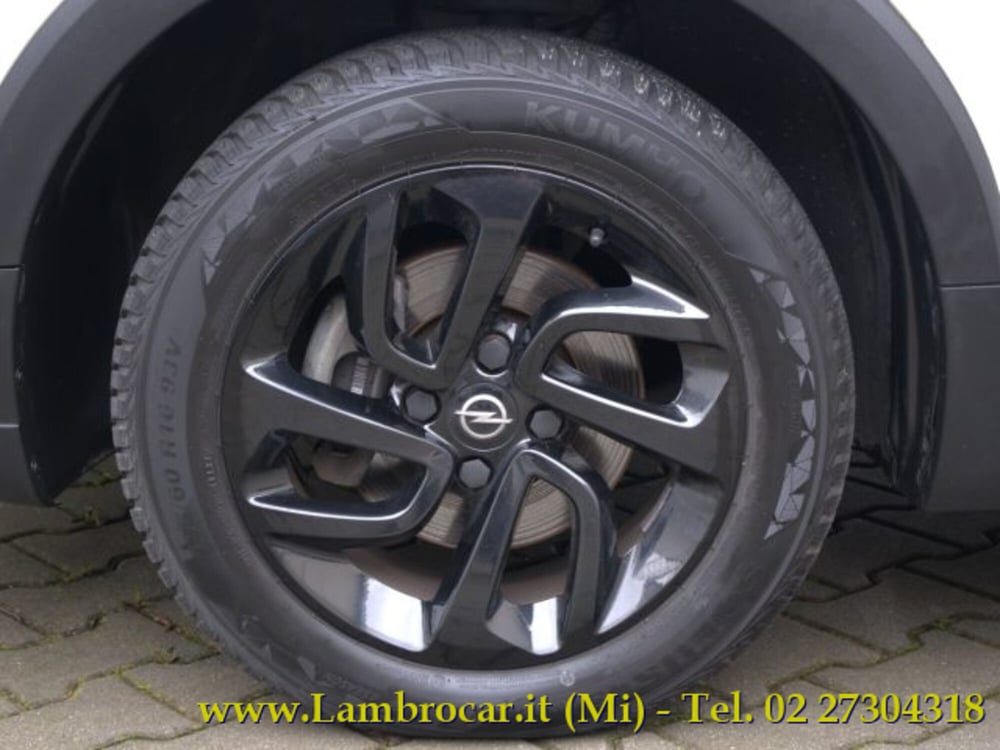 Opel Crossland X usata a Milano (16)