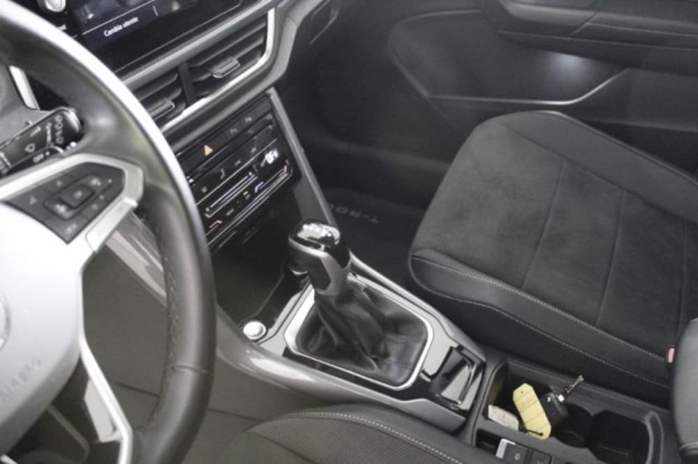 Volkswagen T-Roc usata a Novara (13)