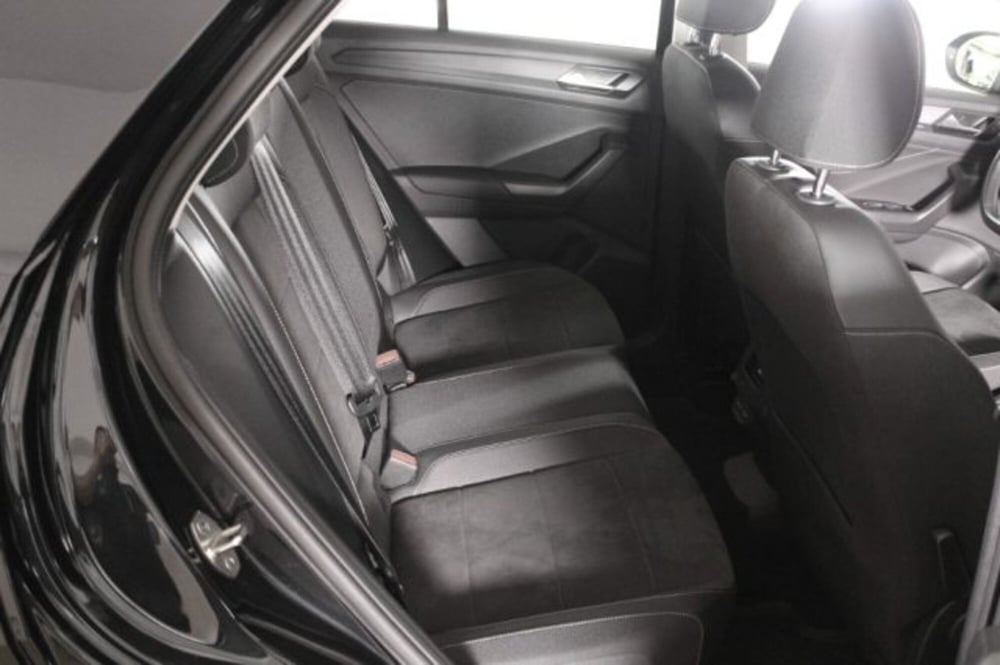 Volkswagen T-Roc usata a Novara (9)