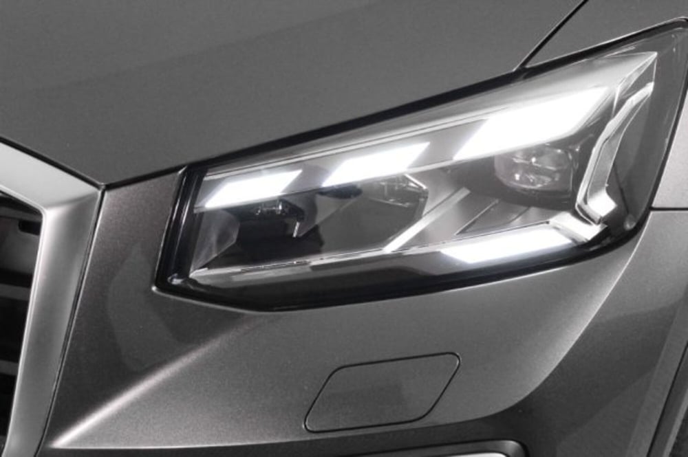 Audi Q2 usata a Novara (9)