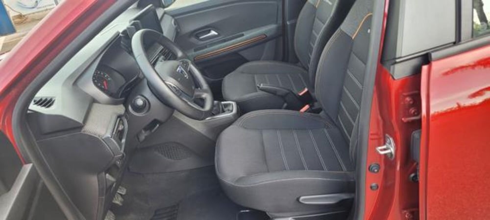 Dacia Sandero usata a Napoli (7)
