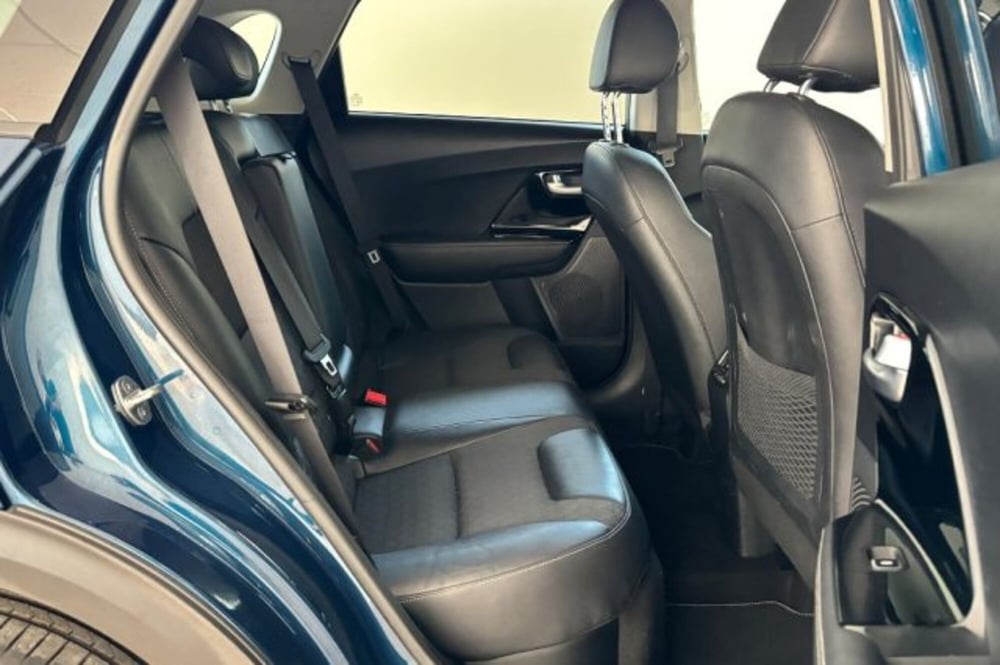 Kia Niro usata a Latina (10)