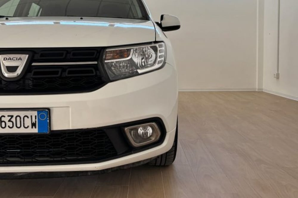 Dacia Logan usata a Latina (11)