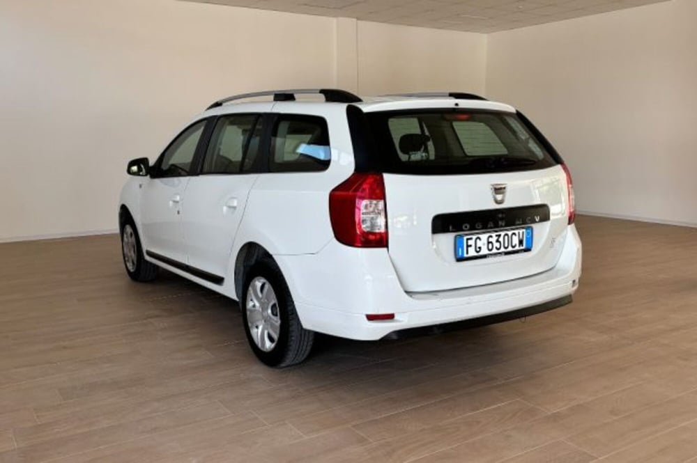 Dacia Logan usata a Latina (5)