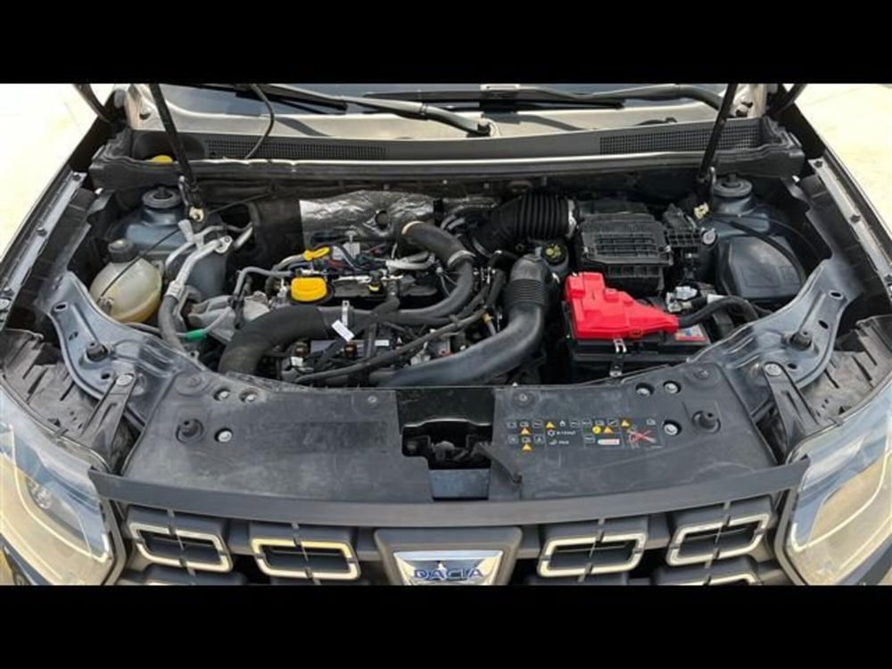 Dacia Duster usata a Firenze (14)