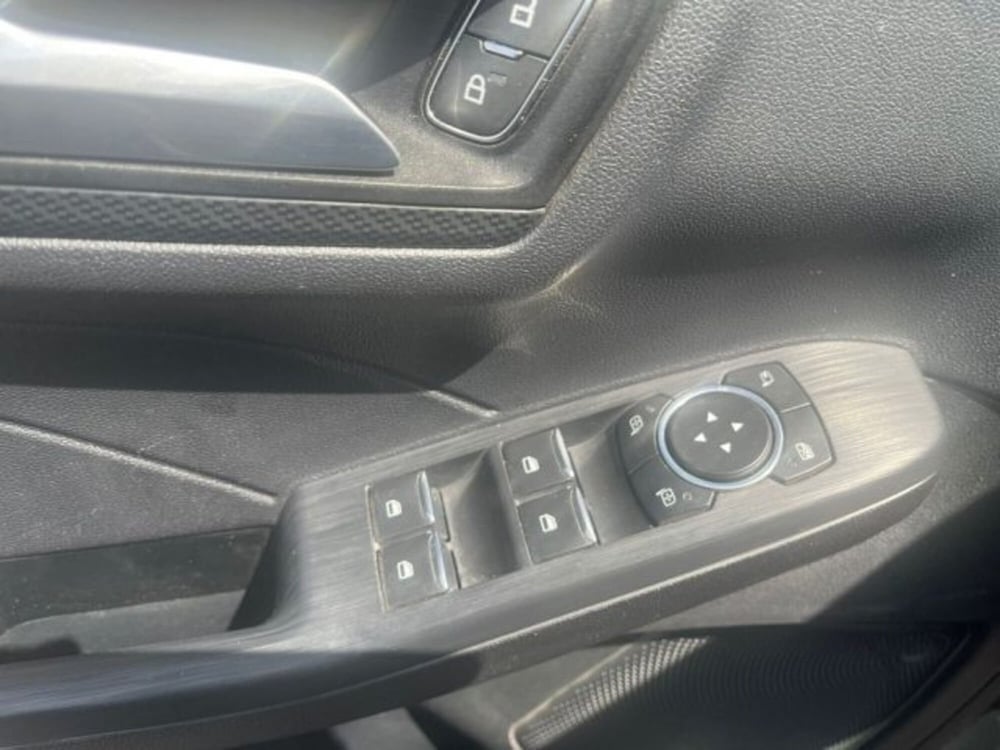 Ford Kuga usata a Lodi (12)