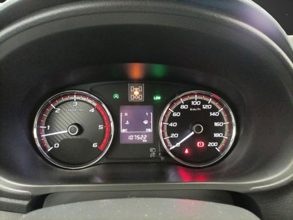 Mitsubishi L200 usata a Milano (13)