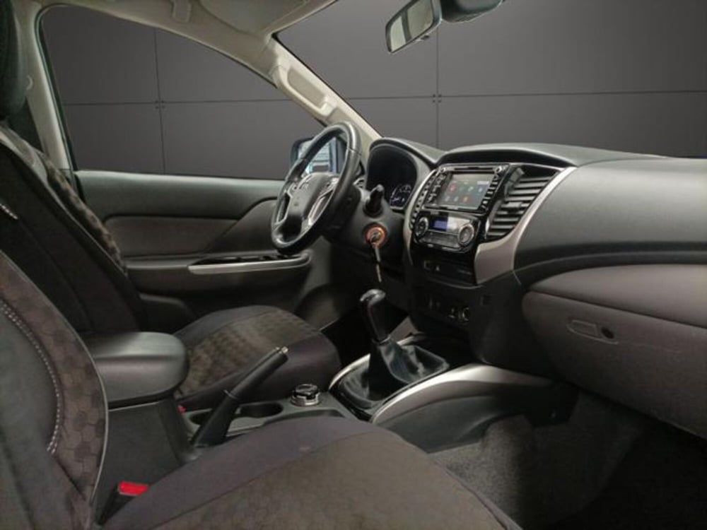 Mitsubishi L200 usata a Milano (7)